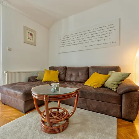 Lejlighed Odmor 24 *