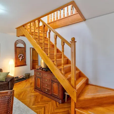 Apartament Odmor 24 *