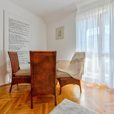 Apartament Odmor 24