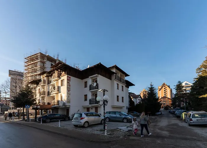 アパート Odmor 24 ズラティボール