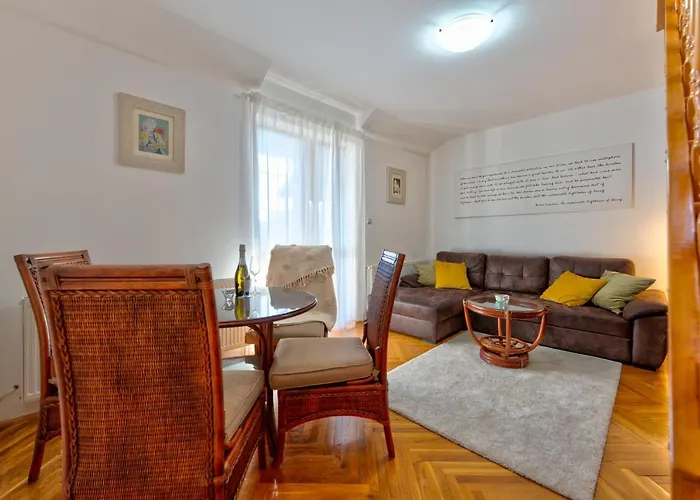 Odmor 24 アパート